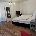 Altschwabing - Boutique 3* Munich